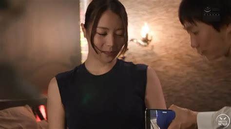 Ver en a la carta Adn590 while im away on business, the neighbor who looks after me is inviting me in her underwear natsume saiharu.