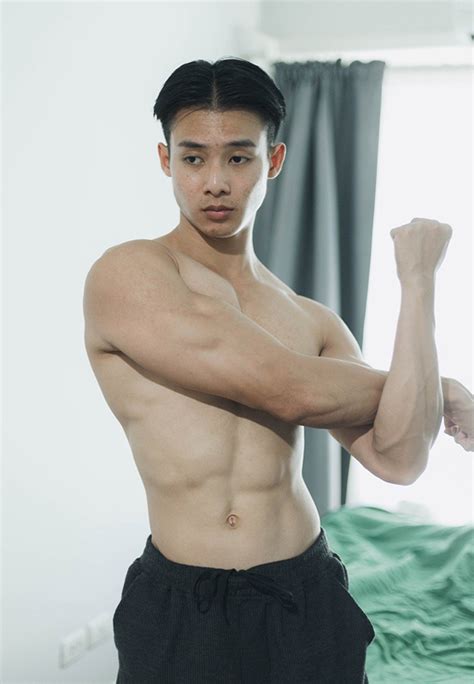 Ver en a la carta 1,054 likes, 4 comments bonbonboyyy on j @c_hayut cr.