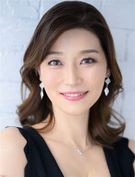 Ver en a la carta Watch jav juq736 juq736 after the graduation ceremony a gift from your stepmother to you now that youre an adult.