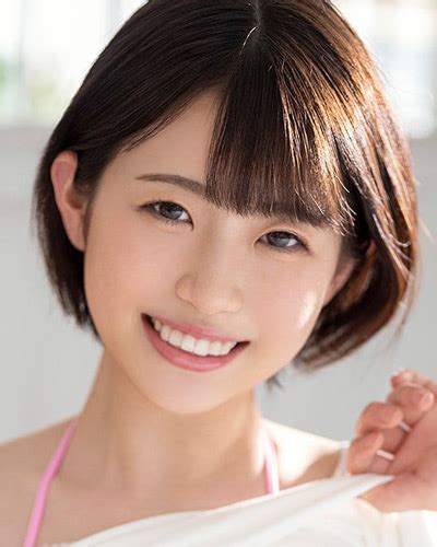 Midv236 หนังโป๊รุมโทรมแฟนสาวต่อหน้าคนรัก3ต่อ1 nanasawa mia งานหนังเรื่องใหม่ของสาวมิอะ เรื่องนี้เธอรับบทเป็นเพื่อนในวัยเด็กของพระเอก ซึ่งพระเอกชอบเธอ.
