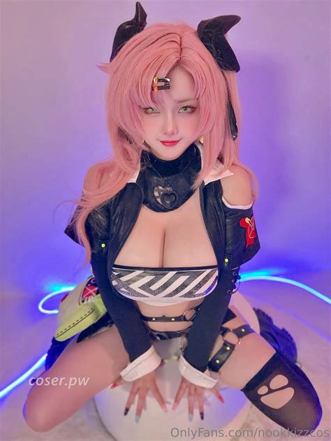 Ver en a la carta Cosplayer nookkizz nookkizzcos character collection appear in photos 65 photos file size 42mb unzip password popular cosplay.