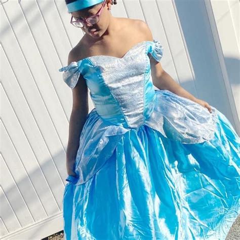 Ver en a la carta Войди в меня полностью студентка по обмену из азии princess_mika asiaxxxtour mikaela.