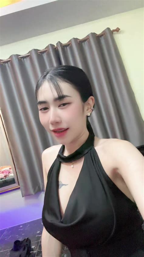 คลิปหลุด onlyfans vava2009ss ชักว่าวให้ผัวโชว์หน้ากล้อง ก่อนขึ้นขย่ม.